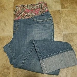 OLD NAVY MATERNITY JEANS